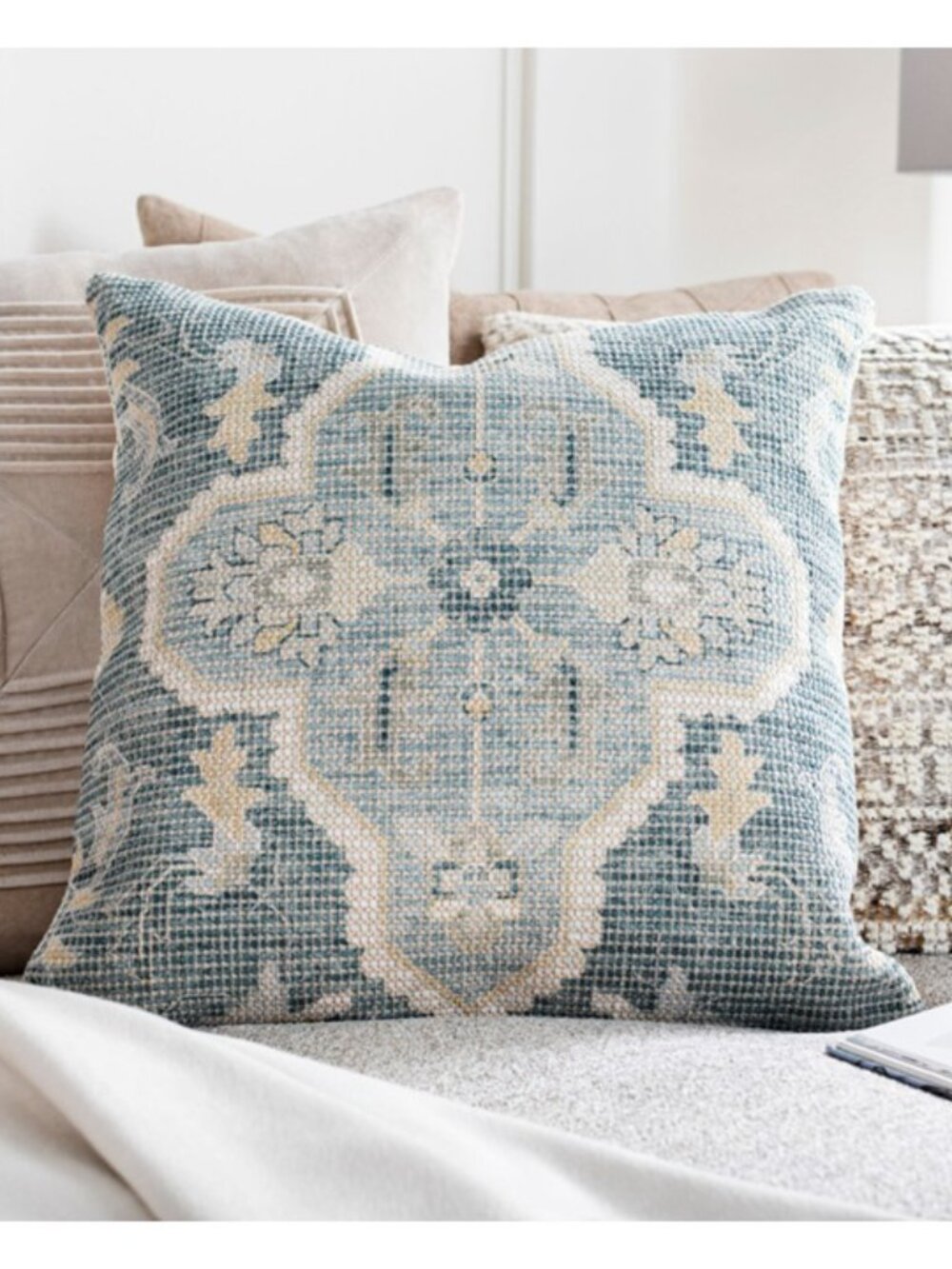 NWT Surya Samsun pillow cover, 18” x 18”